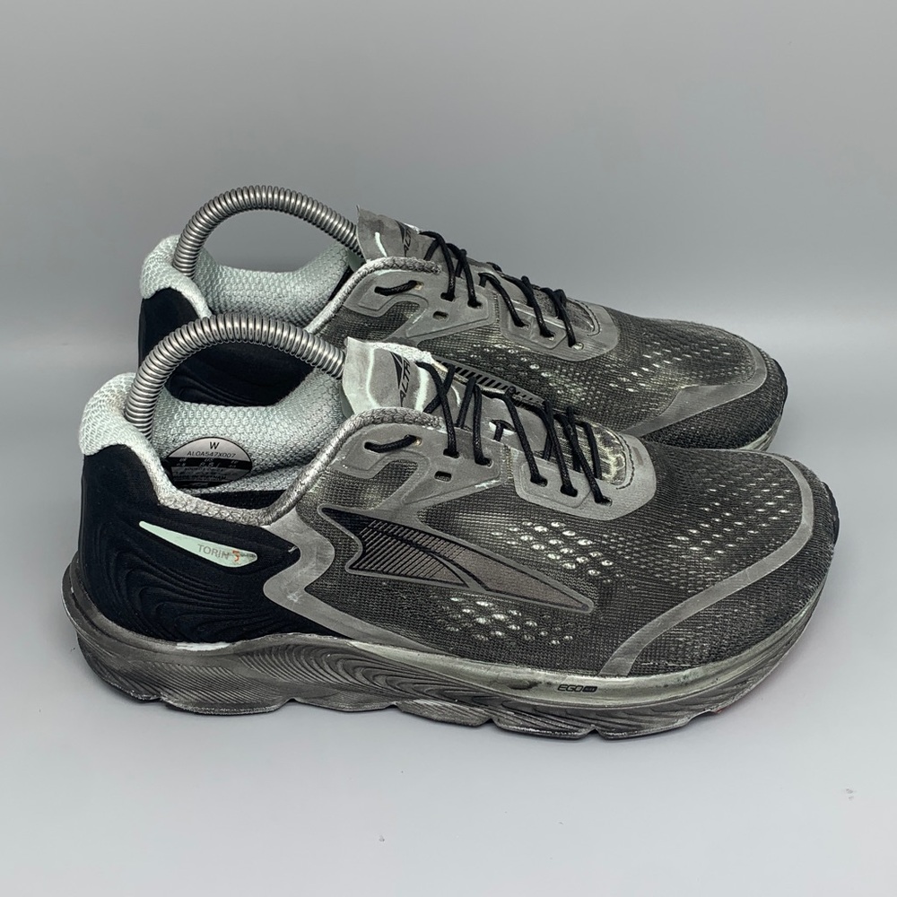 Altra Torin‎ 5 Gray Black Coral Running Shoes AL0A547X007 Women’s Sz 8.5